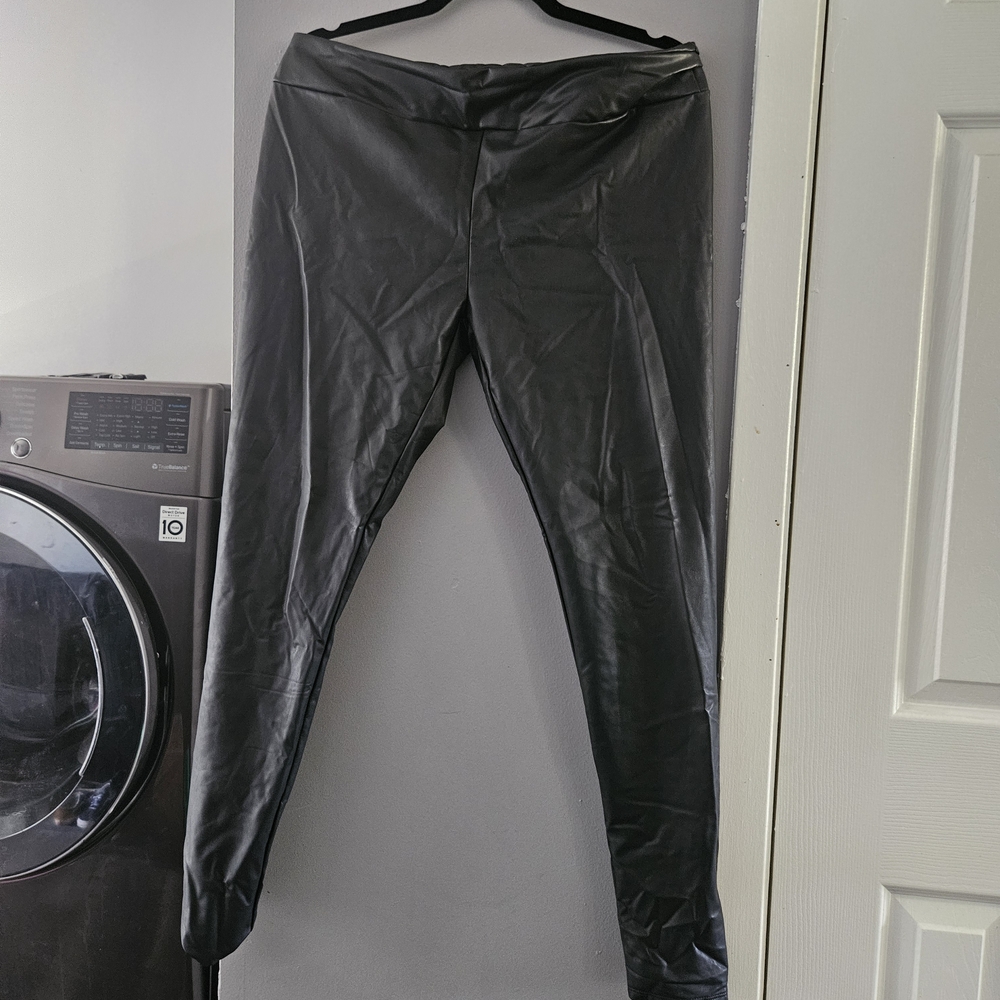 Thick Faux Leather Black Leggings